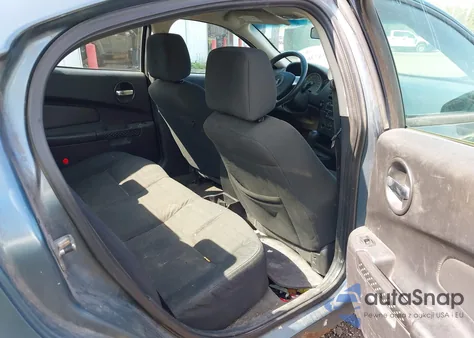 2006 Pontiac Grand Prix z USA, uszkodzony, nr VIN 2G2WP552561240210